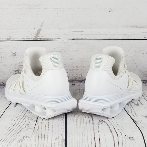 ***Sold nike Shox Gravity Triple White - Picture 4 of 6
